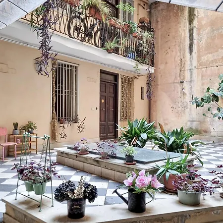 Colosseum Luxury Apartmán *