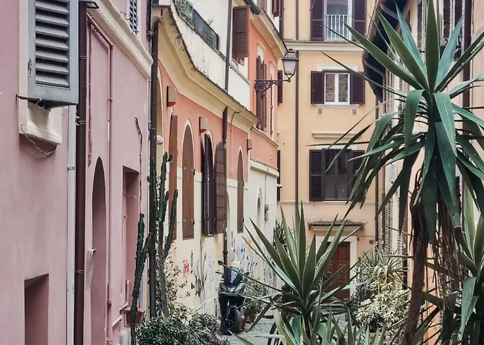 Colosseum Historic - 17th Century Building Appartement Rome